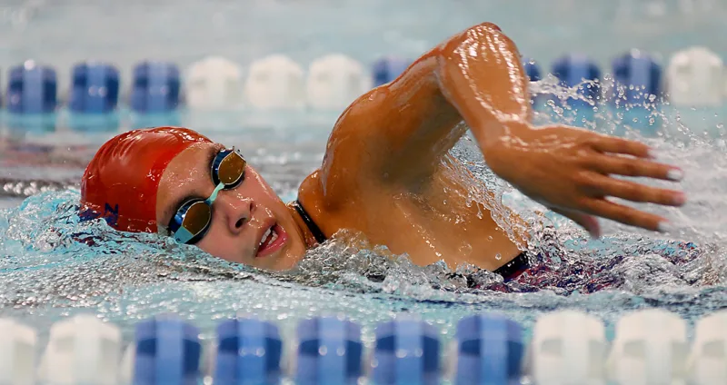 Polar Bears sink Bobcat swimmers